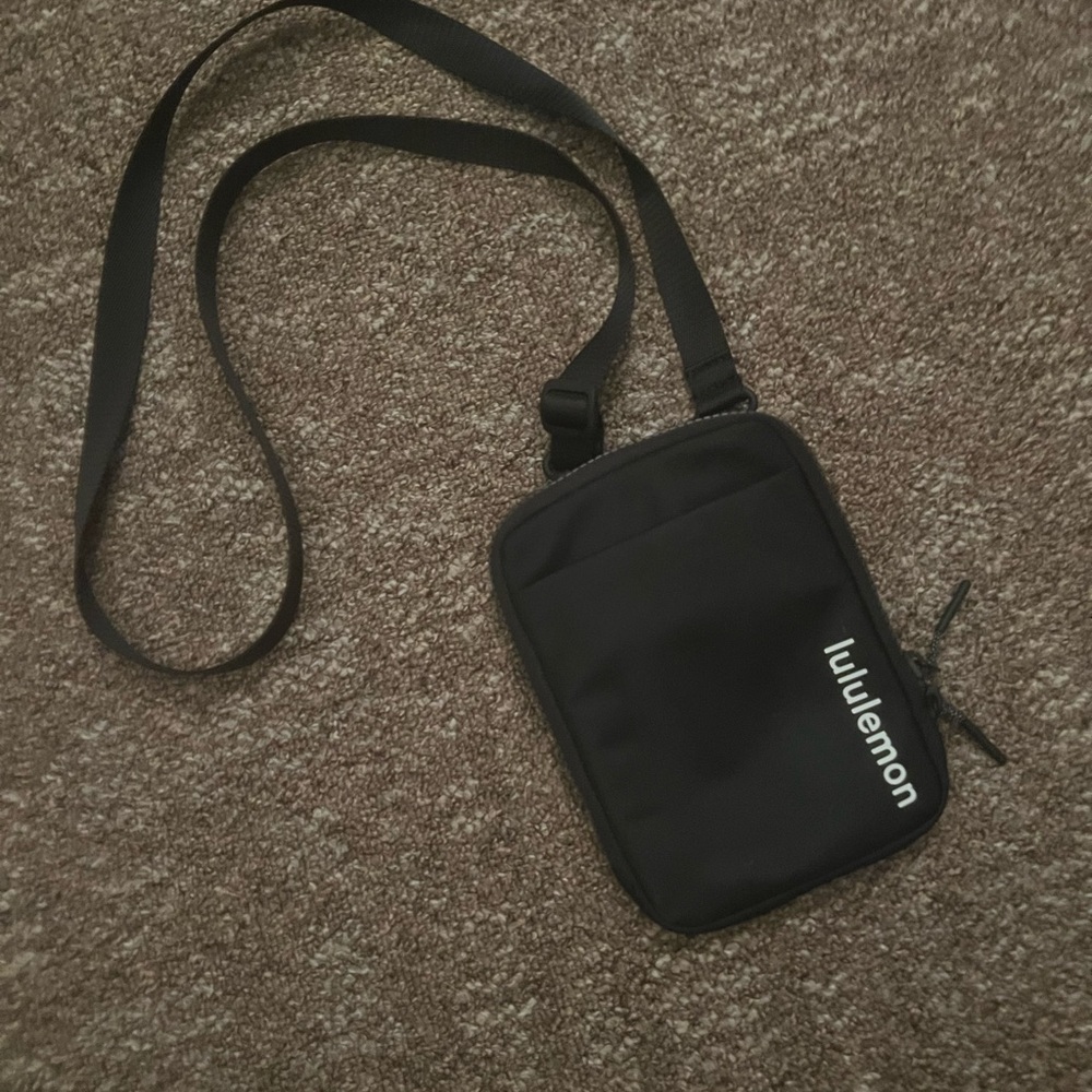 Lululemon cross body bag